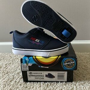 Heelys Pro 20 x2 Youth Boy Size 1